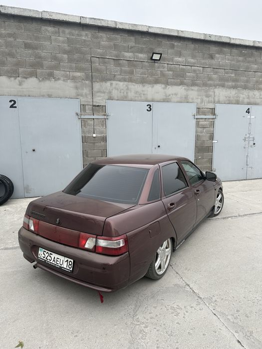 Продам ваз 2110 богдан 2003 года