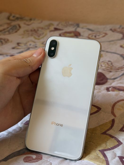 iPhone X 64GB Silver