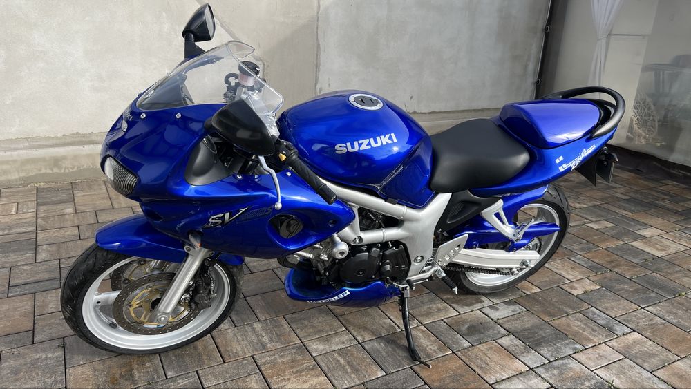 Suzuki SV 650 S Hornet Schimb