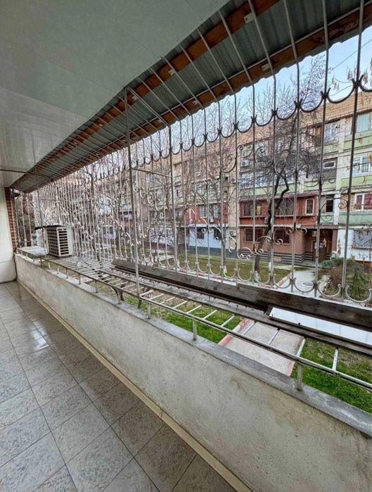 Метро Ойбек 2х комнатна