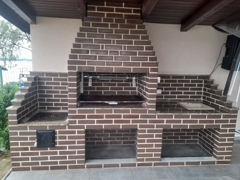 Grătare rustice din cărămidă