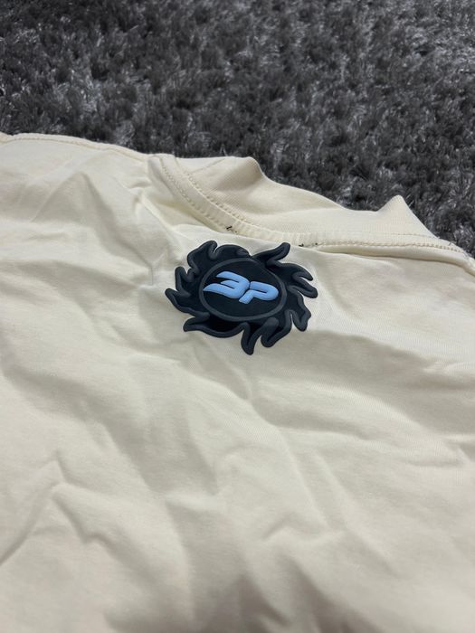 Tricou Broken Planet