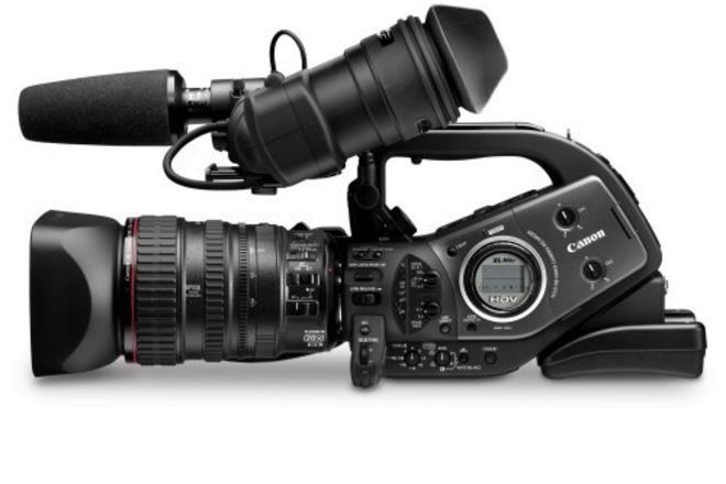 Профессиональные видео камеры Canon в ассортименте