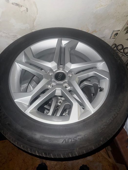 Джанти с гуми Audi SUV
