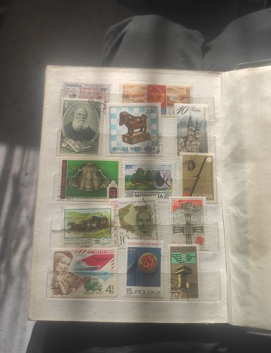 Vând timbre de colecție