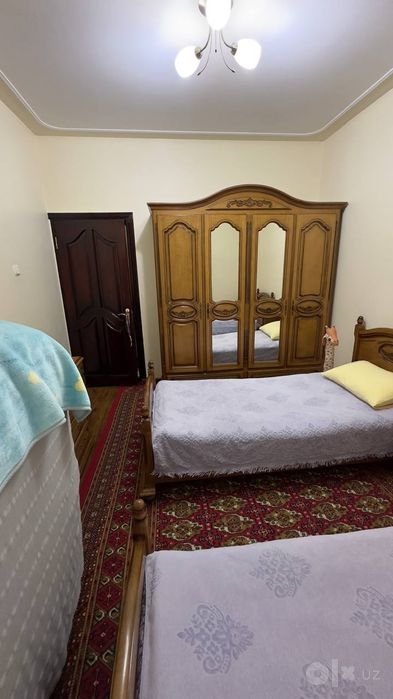 Продается своя квартира Ю.Обад, 1-й этаж, вдоль дороги, первая линия