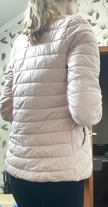 Продам весеннюю куртку