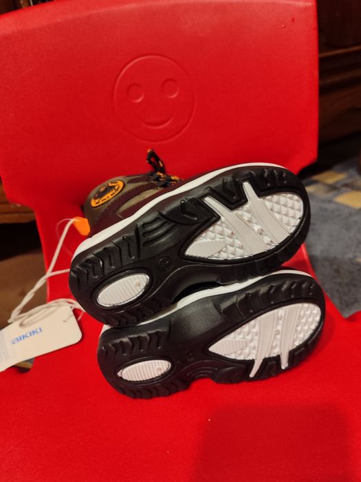 Сапожки детские новые