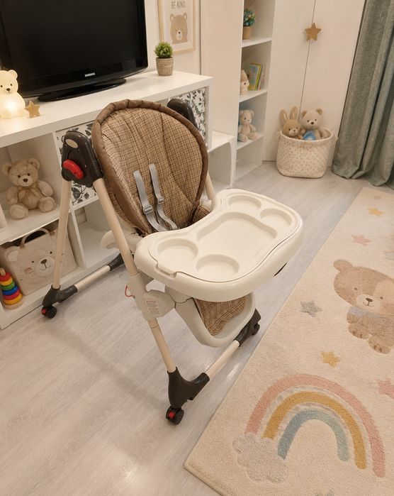 Scaun de masă pentru copii – stare foarte bună