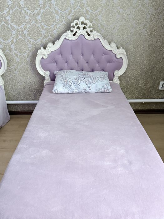 Кровать для девочек с матрасом