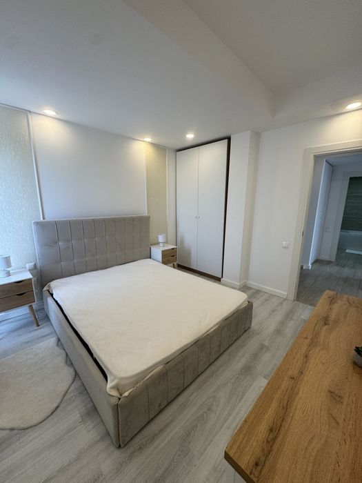 Apartament Spatios 3 camere Cosmopolis