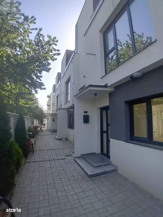 Vilă duplex boutique în Chitila, 4 camere, 115 mp