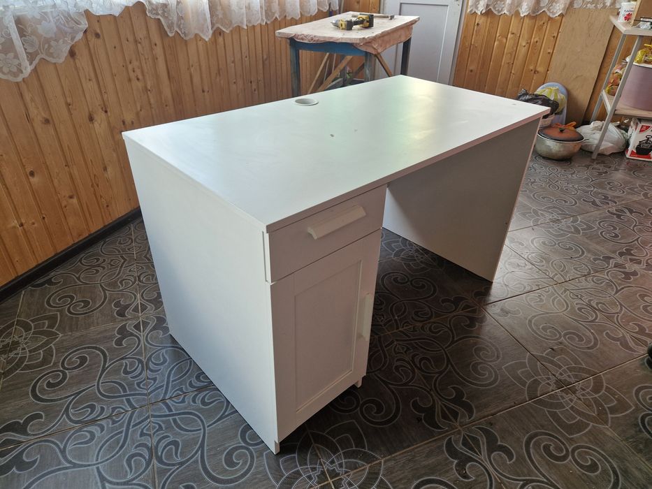 Продам журнальный стол