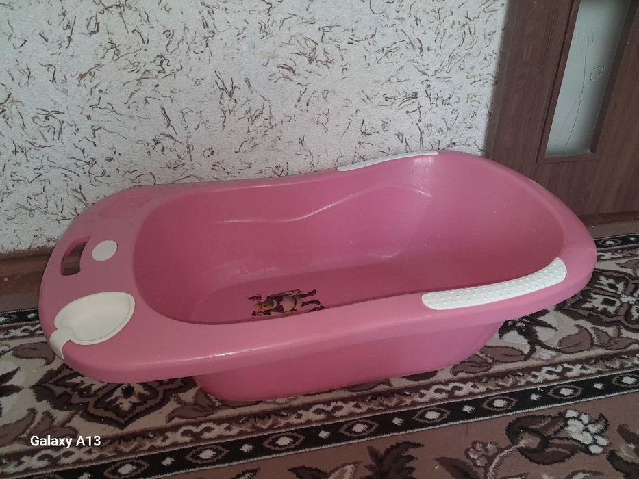 Bolalar cho'milish tog‘orasi sotiladi.