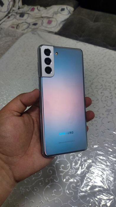 S21 plus Срочно сотилади!