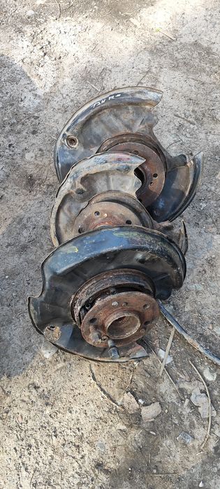 Запчасти на Мерседес 190