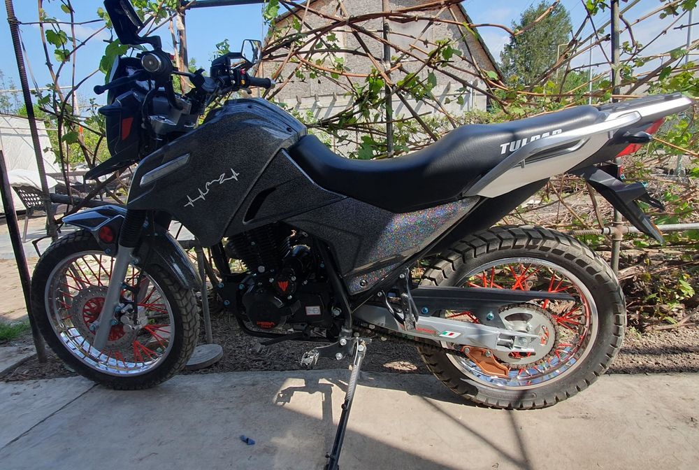 Продам мотоцикл  250кубов