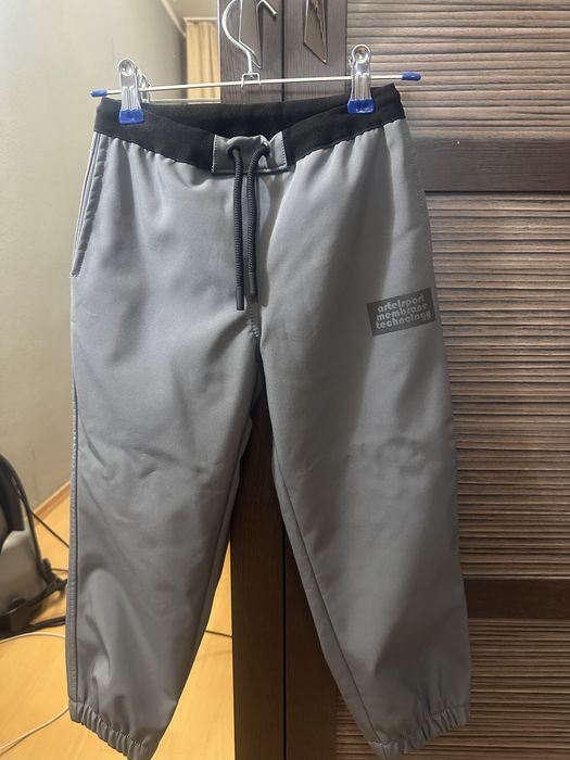 Продам брючки на мальчика