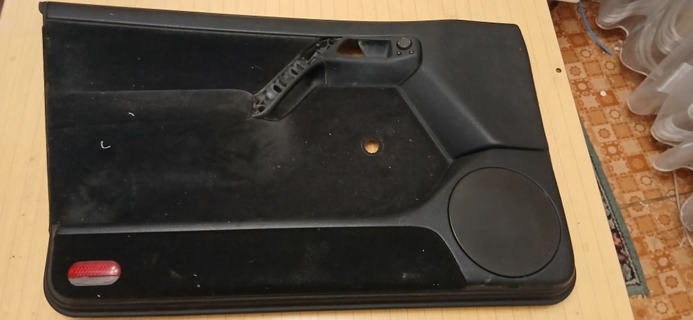 Гольф 3,Венто. Дверные карты,замки.