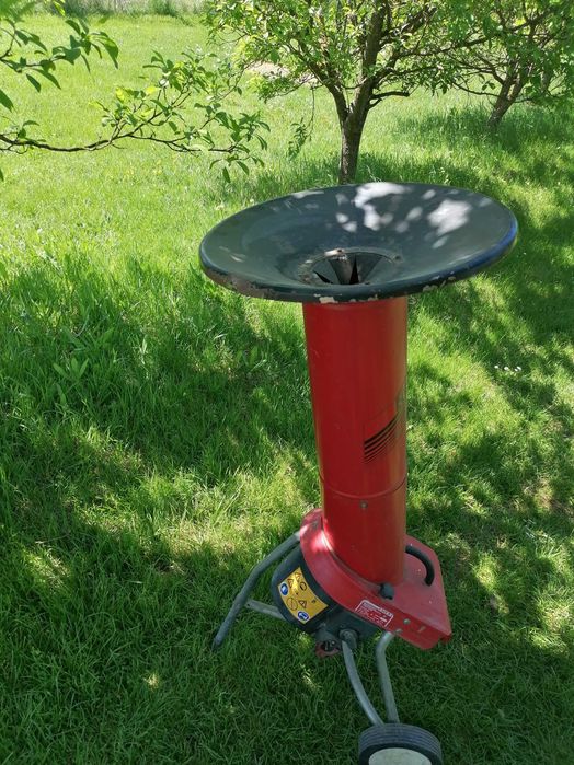 Tocator de mere crengi , resturi vegetale , sfecla- servicii