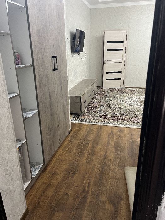 Buxoro shahar Terakzor Restoran 3xonali kvartira sotiladi