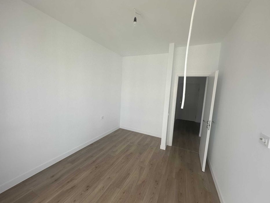 Apartament 2 camere NOU, etaj 10, Silk District - prima inchiriere