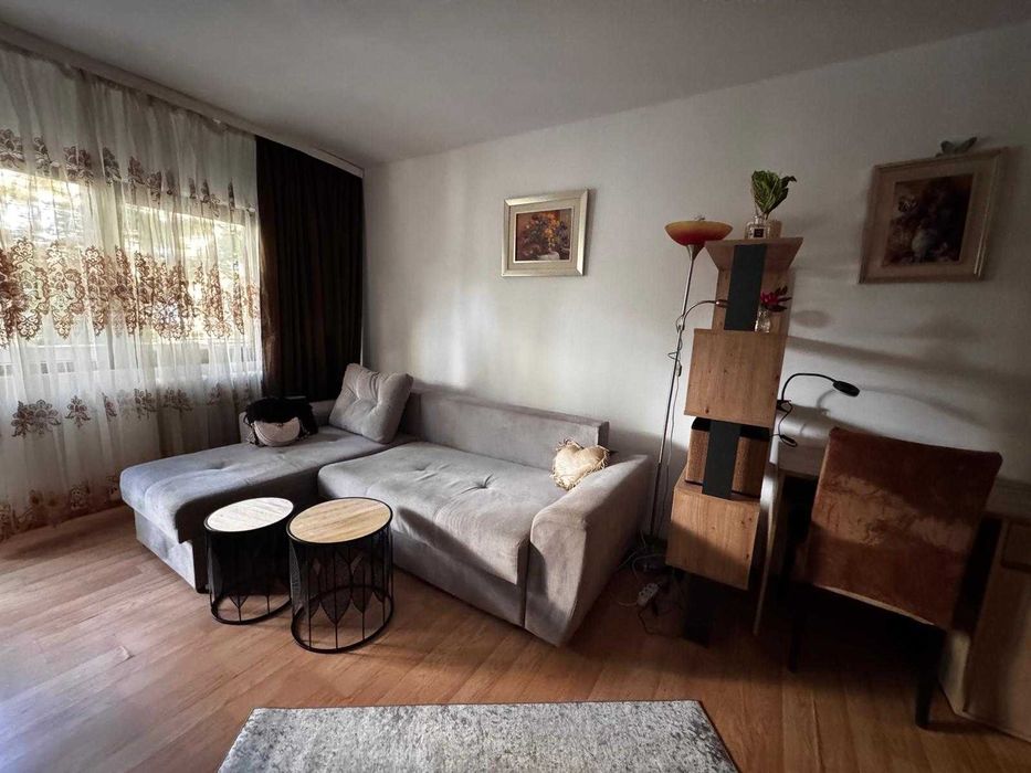 Garsonieră foarte spațioasă, 41 mp + balcon și aer condiționat | Strada Orșova | Etaj 1