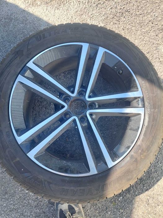 Продавам автомобилни джанти Мерседес  AMG