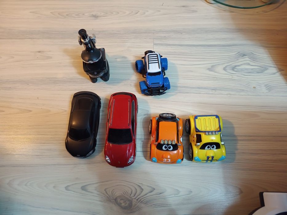 Jucării, mașini diverse modele si marimi, Thomas, Chicco, impecabile