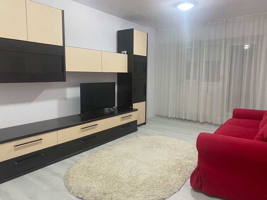 Închiriez apartament 2 camere ultracentral