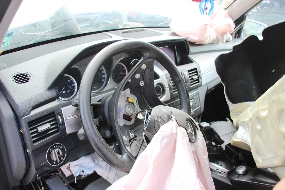 Mercedes-Benz GLK 350 бензин  Мерседес Бенц – за части