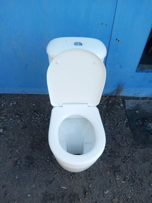 Продам унитаз б/у