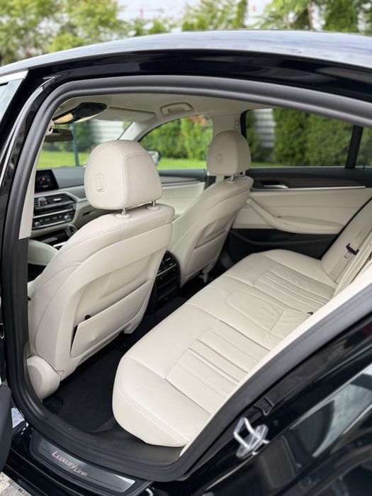 BMW 5 Series 2019 — imagine 5