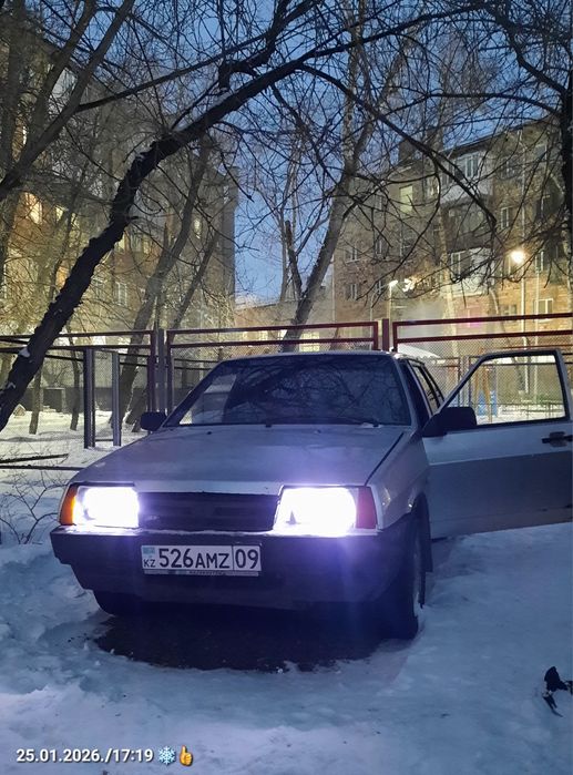 Продам или Обмен на Айфон 15 про мах.