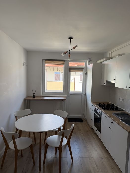 Inchiriez Apartement Bloc Nou