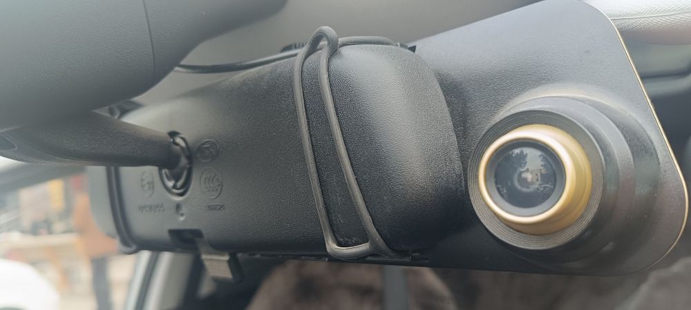 Видео регистратор сотилади