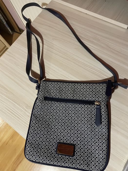 Дамска чанта Tommy Hilfiger