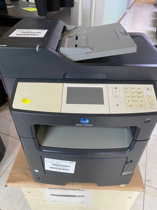 Цветни и моно Лазарен принтер и принтер/копир/скенер А4 Коника Минолта