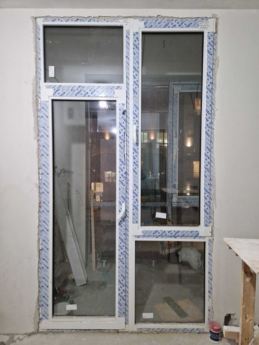 Продам алюминиевый дверь