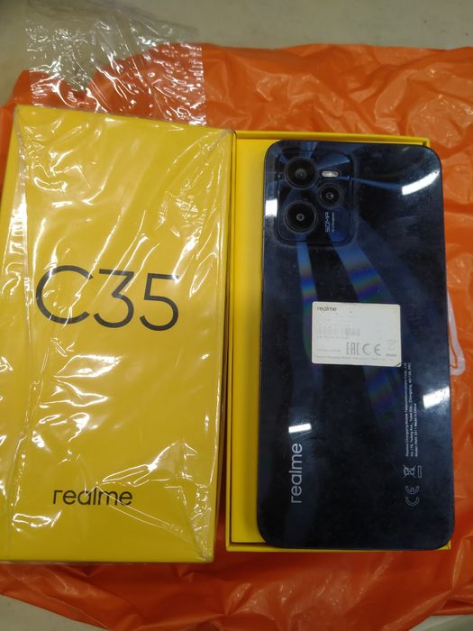 realme C35 . 64 G