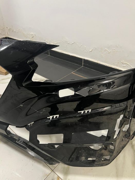 Бампер передний Subaru Outback BT