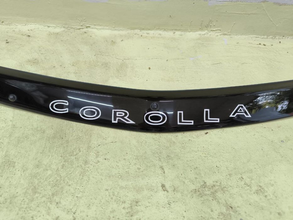 Мухобойка на Тойота Королла