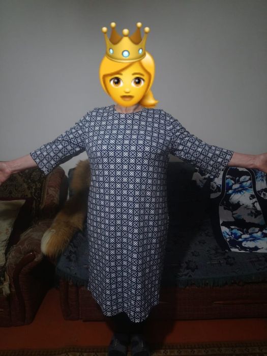 Продам платья новые