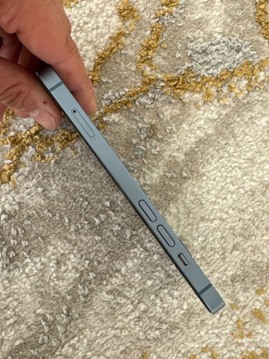iPhone 14 128GB всё работает идеально