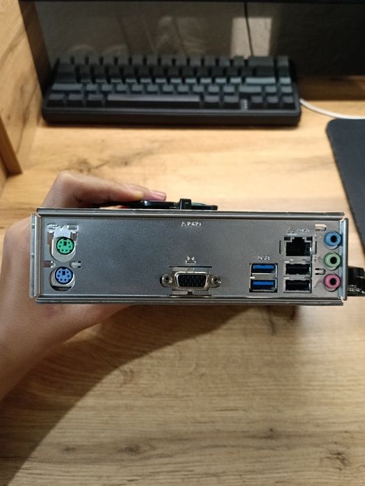 Продам Корпус Xtreon N195 Mesh