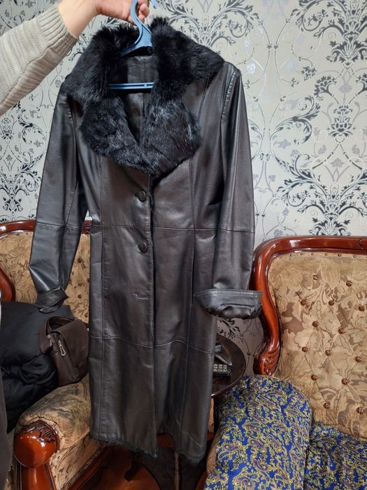 Продам кожаный плащ зимний