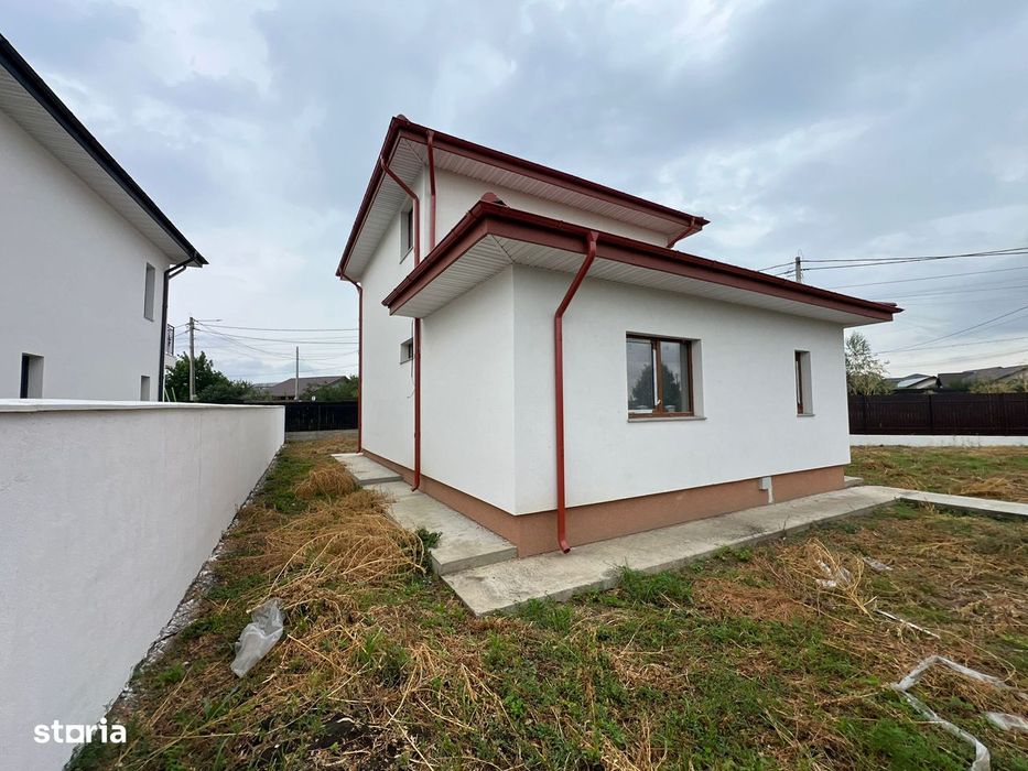 OFERTA EXCLUSIVA: Vila superba, teren generos, strada asfaltata