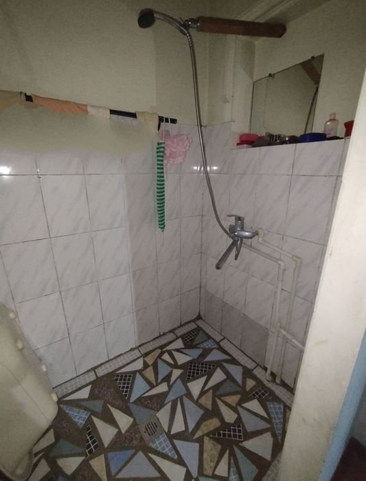 Сотилади Чирчик, Троицк,Ховли 9сотх 5 хона