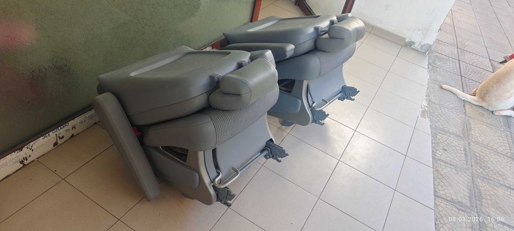 Седалки за Мерцедес виано (Mercedes viano)