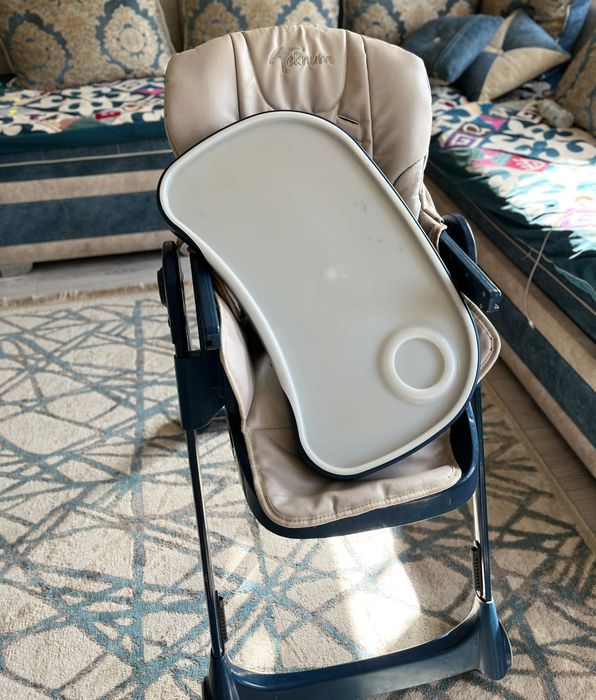 Детское кресло..